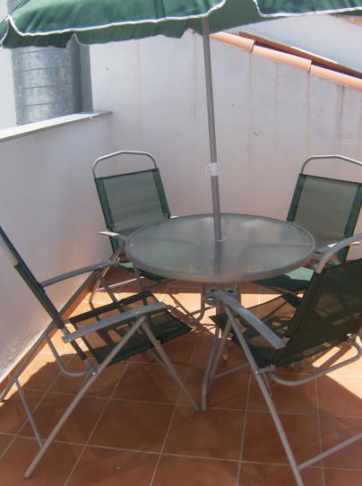 APT20044_01